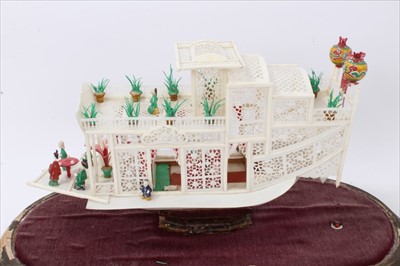 Lot 650 - Early 20th century Chinese model of a junk under a glass dome