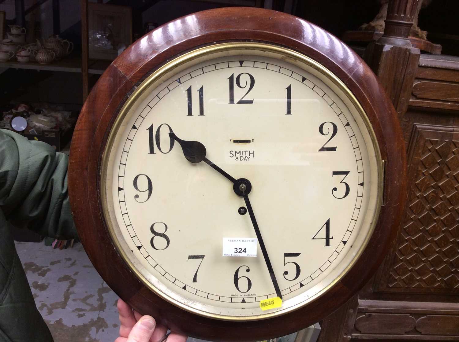 Lot 324 - Smiths 8 day wall clock