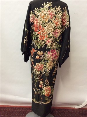 Lot 1713 - Mid 20th century Japanese robe