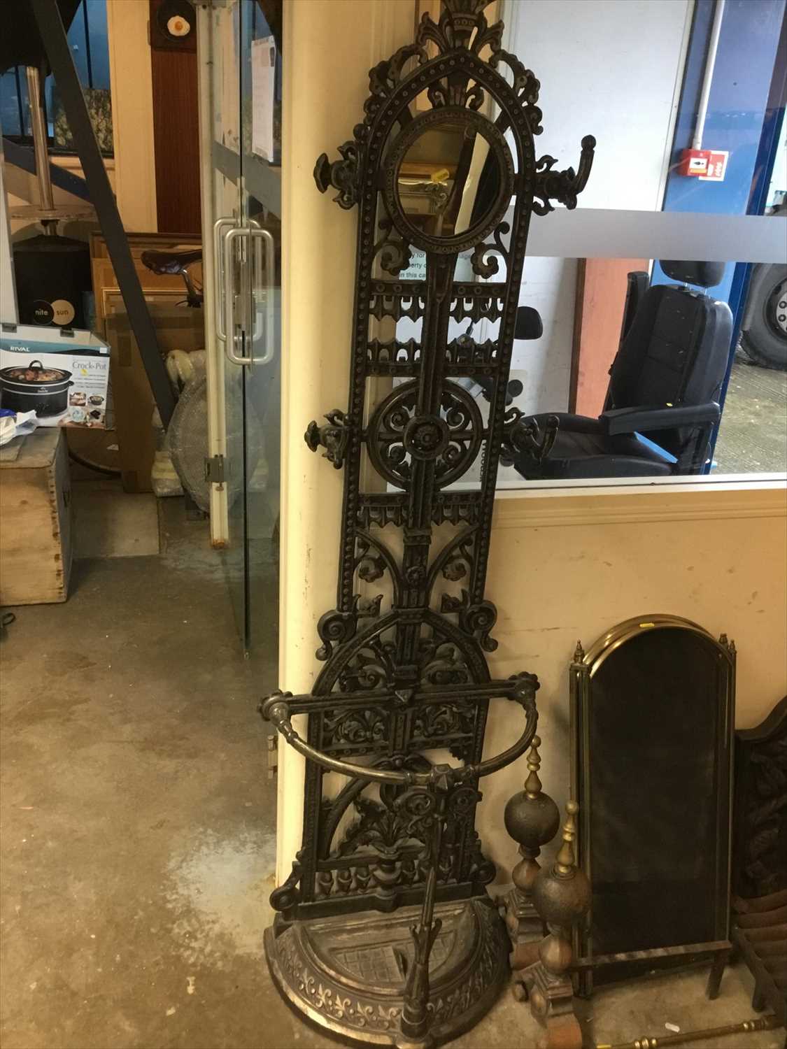 Lot 956 - Victorian style metal hall stand