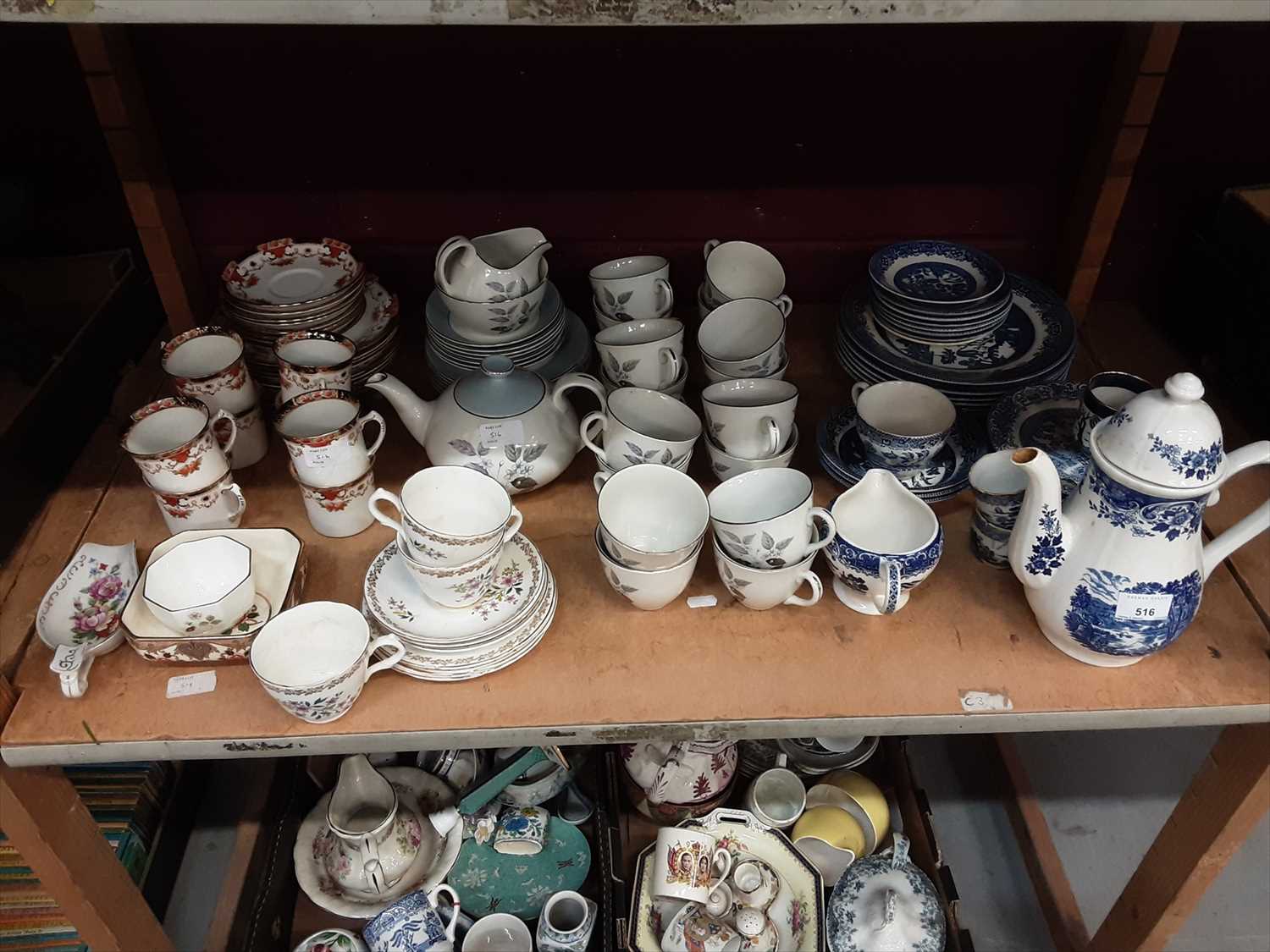 Lot 516 - China tea sets, including Ridgway and Willow pattern, and 2 further boxes of china