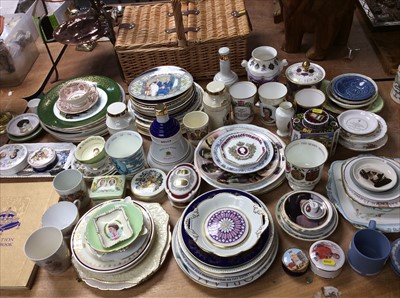 Lot 415 - Collection Royal Commemorative ceramics