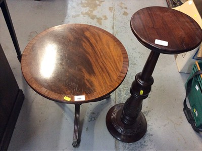 Lot 859 - Mahogany wine table with circular top and a plant stand (2)