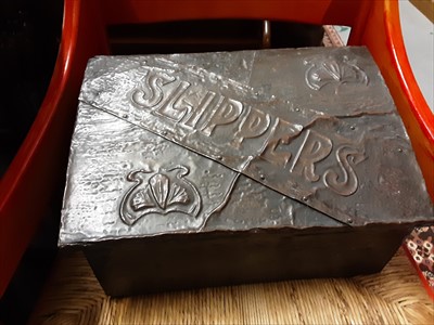 Lot 113 - Copper slipper box