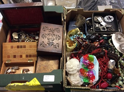 Lot 693 - Quantity costume jewellery, watches, wooden boxes and bijouterie