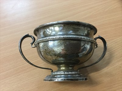 Lot 702 - Silver two handled bowl with egg and dart decoration