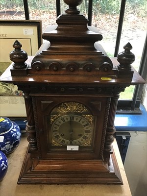 Lot 67 - Victorian mantel clock with brass dial
