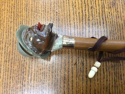 Lot 688 - Unusual early 20th century novelty walking stick