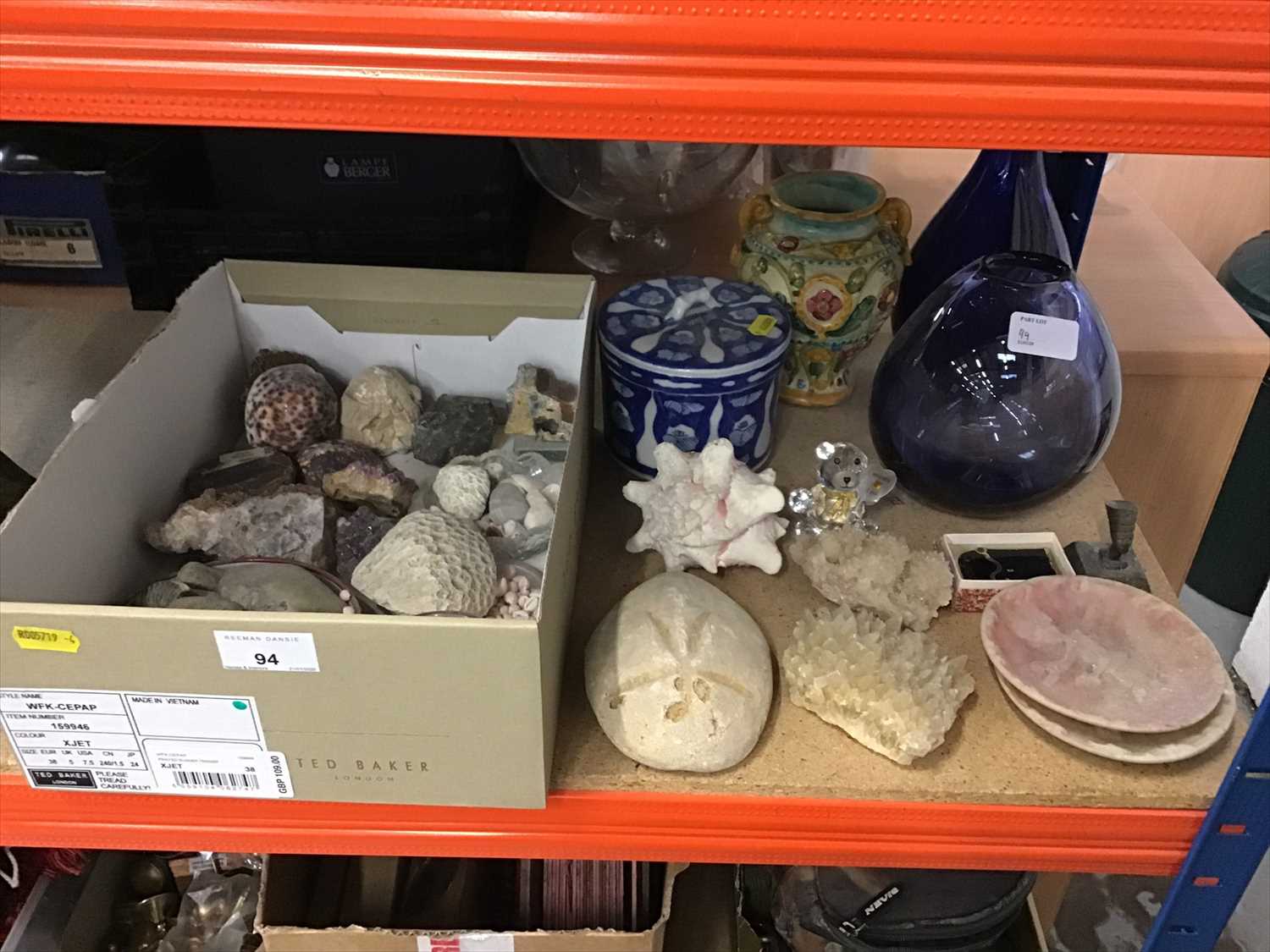 Lot 94 - Mixed lot of geological specimens and sundry items