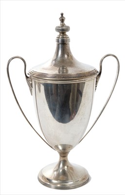 Lot 202 - Late Edwardian silver cup and cover