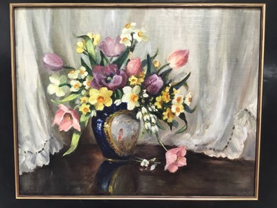 Lot 61 - Manner of Vernon Ward, 20th century oil on canvas laid on board - still life of spring flowers in a vase, framed