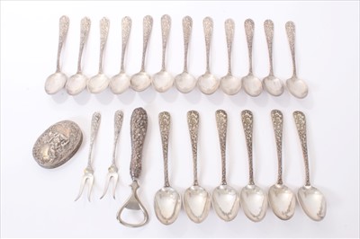 Lot 203 - Selection of 1930s Stieff Company American silver flatware and a Continental silver pill box