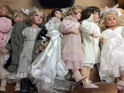 Lot 402 - Quantity large porcelain and other dolls including Alberon, Leonardo Collection etc (approximately 19)