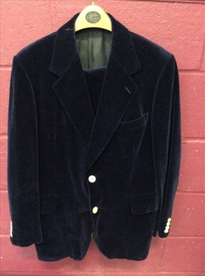 Lot 1690 - Gentlemen's Vintage Harrods Midnight Blue velvet suit. Size 44 R