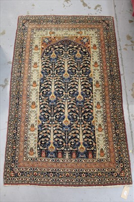 Lot 1410 - Fine quality Tabriz part-silk rug, 220cm x 131cm