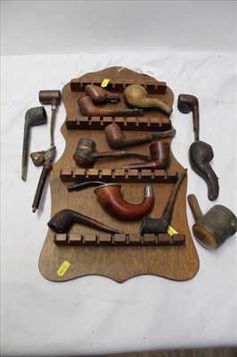 Lot 1882 - Collection of pipes, including Meerschaum, Dunhill, Peterson's, etc, and a pipe rack