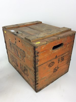 Lot 75 - Group of nine wines to include: Chateau Talbot, Caron Segur 1959 and others, contained in a wooden crate