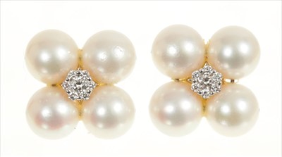 Lot 475 - Pair of diamond cluster earrings with detachable cultured pearl surround