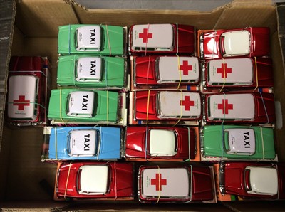 Lot 410 - Box of new tinplate cars