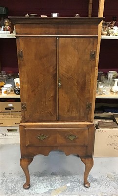 Lot 964 - Queen Anne revival walnut drinks cabinet