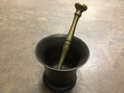 Lot 171 - 18th / 19th century bronze pestle and mortar