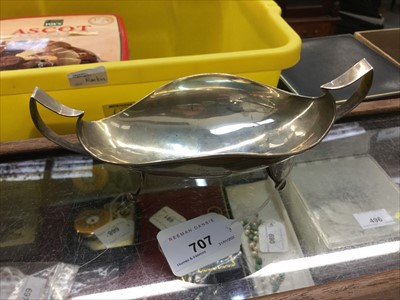 Lot 707 - Art Nouveau silver bonbon dish