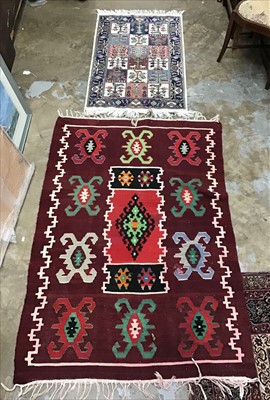 Lot 977 - 2 rugs