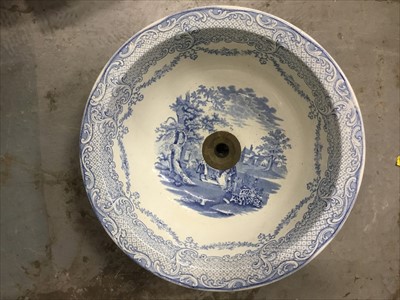 Lot 218 - Victorian transfer printed blue and white sink, together with a transfer printed wash bowl, boxed modern coffee set