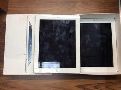 Lot 5 - Two Gen 3 iPads, within one box