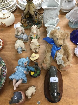 Lot 293 - Royal Doulton Pig ornament, together with other pig ornaments and sundries