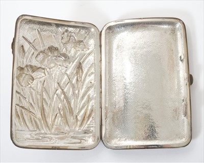 Lot 257 - Large Late 19th Japanese silver cigar case, signed Arthur & Bond Yokohama