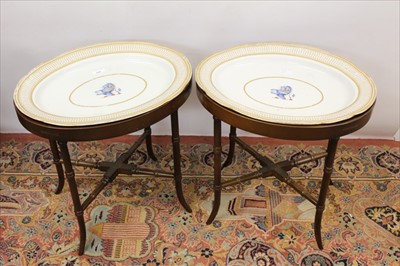 Lot 137 - Pair of early 19th century Chamberlain's Worcester armorial oval dishes