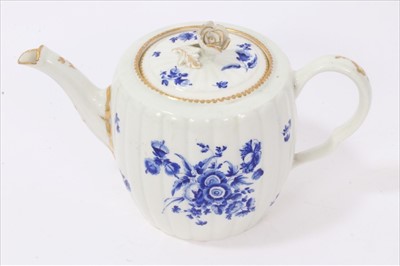 Lot 139 - Worcester 'dry blue' teapot, cover and stand, circa 1772