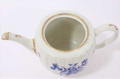 Lot 139 - Worcester 'dry blue' teapot, cover and stand, circa 1772