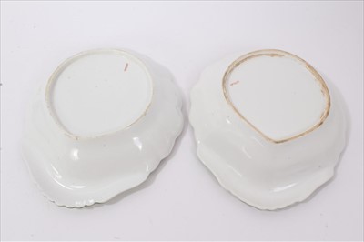 Lot 132 - A pair of Spode bat printed shell shaped dishes, circa 1810