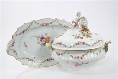 Lot 140 - Impressive Meissen soup tureen, cover and stand, circa 1775