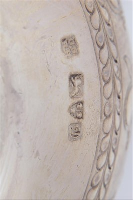 Lot 328 - Edwardian silver replica Ancient Greek Mycenaen wine cup