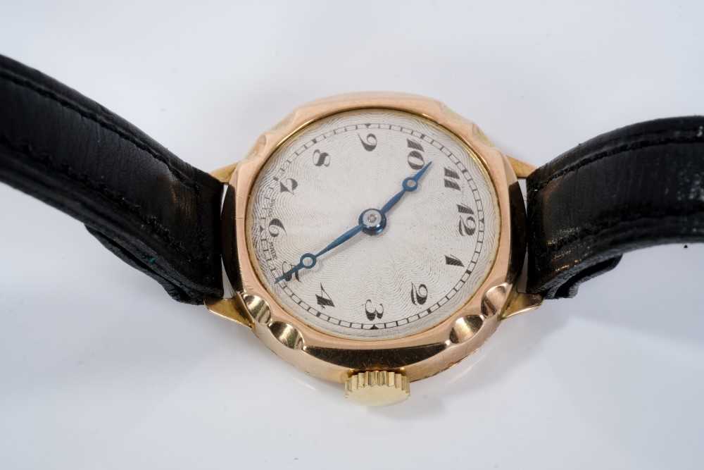 Lot 570 - 1920s/30s ladies Audax gold wristwatch