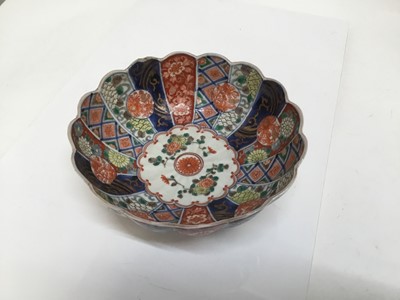 Lot 348 - 19th century Japanese bowl