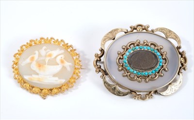 Lot 412 - 19th century Doves of Pliny cameo brooch and mourning brooch