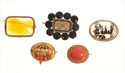 Lot 415 - Group five antique brooches