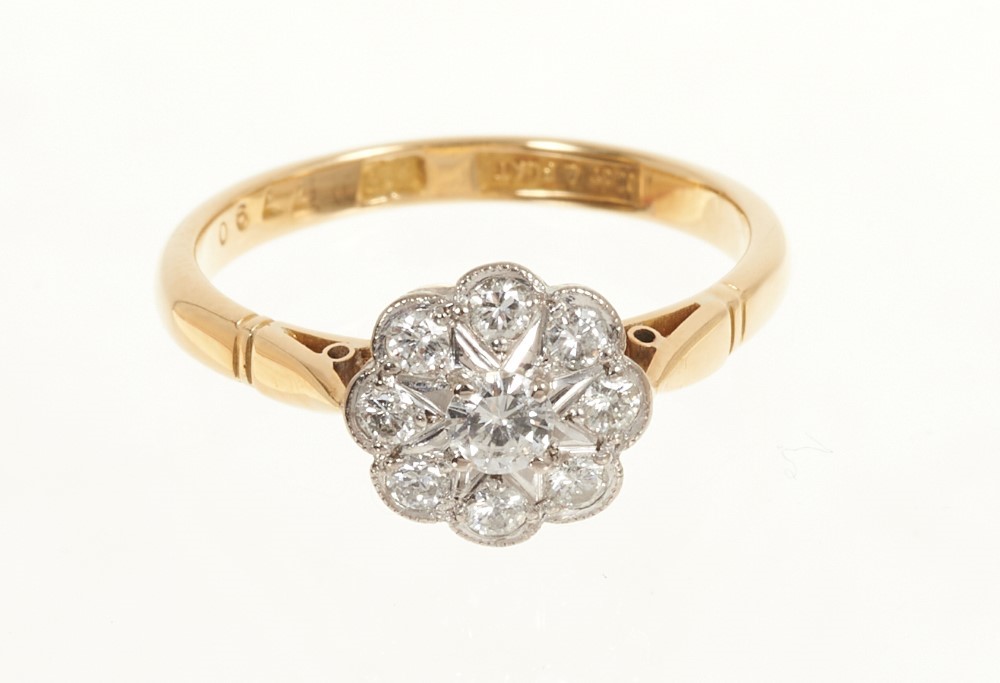 Lot 436 18ct gold diamond flower head cluster ring