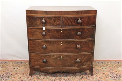 Lot 1255 - Regency mahogany chest of drawers