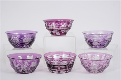 Lot 155 - Six fine quality late 19th / early 20th century intaglio-cut crystal glass bowls