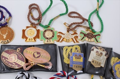 Lot 804 - Good collection of enamel racing badges comprising: Fontwell Park 2000, 2001 (x2) and 2002 (x3). Exeter 2012-2017 (6). Haldon Race Club 2003, 2008-2012. Uttoxeter 2003 (x2). Bath 2002-2003. Fakenha...