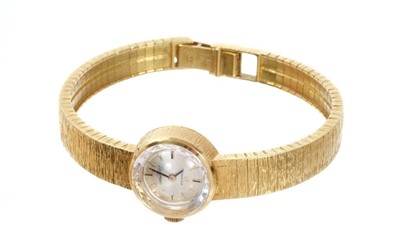 Lot 613 - Ladies' Omega 18ct gold watch