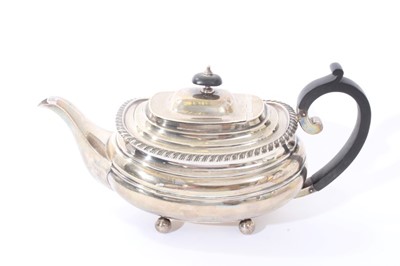 Lot 206 - Squat silver teapot