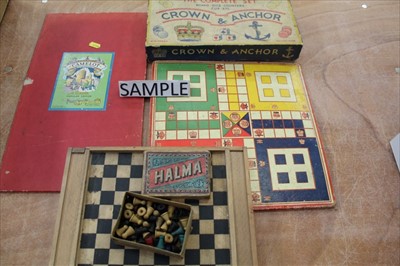 Lot 1374 - Selection of children's games, puzzles including French games compendium, Chess, Dominoes, Helma, Snakes & Ladders etc