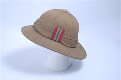 Lot 649 - First World War British Army Wolseley pattern pith helmet, with leather headband and marked 'BDSM Horner E, 1/Leic, 1915'