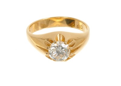 Lot 445 - Single stone diamond ring